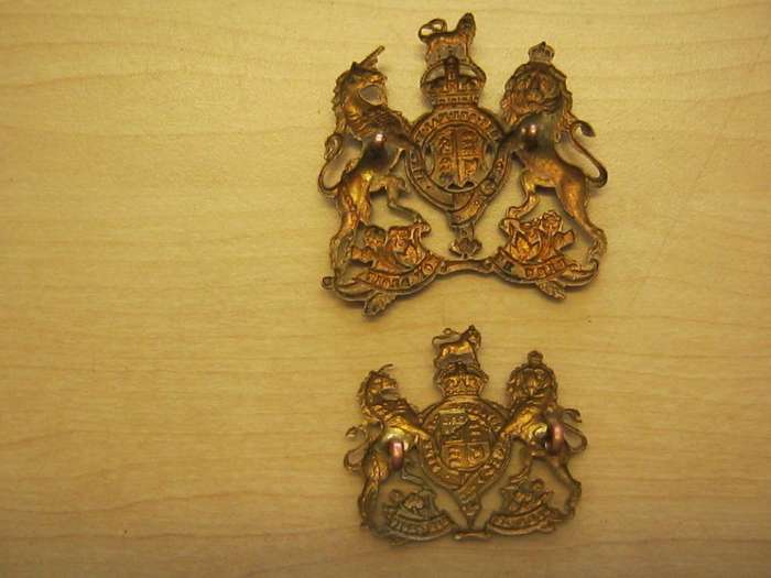 General L/ST cap and collar badges.